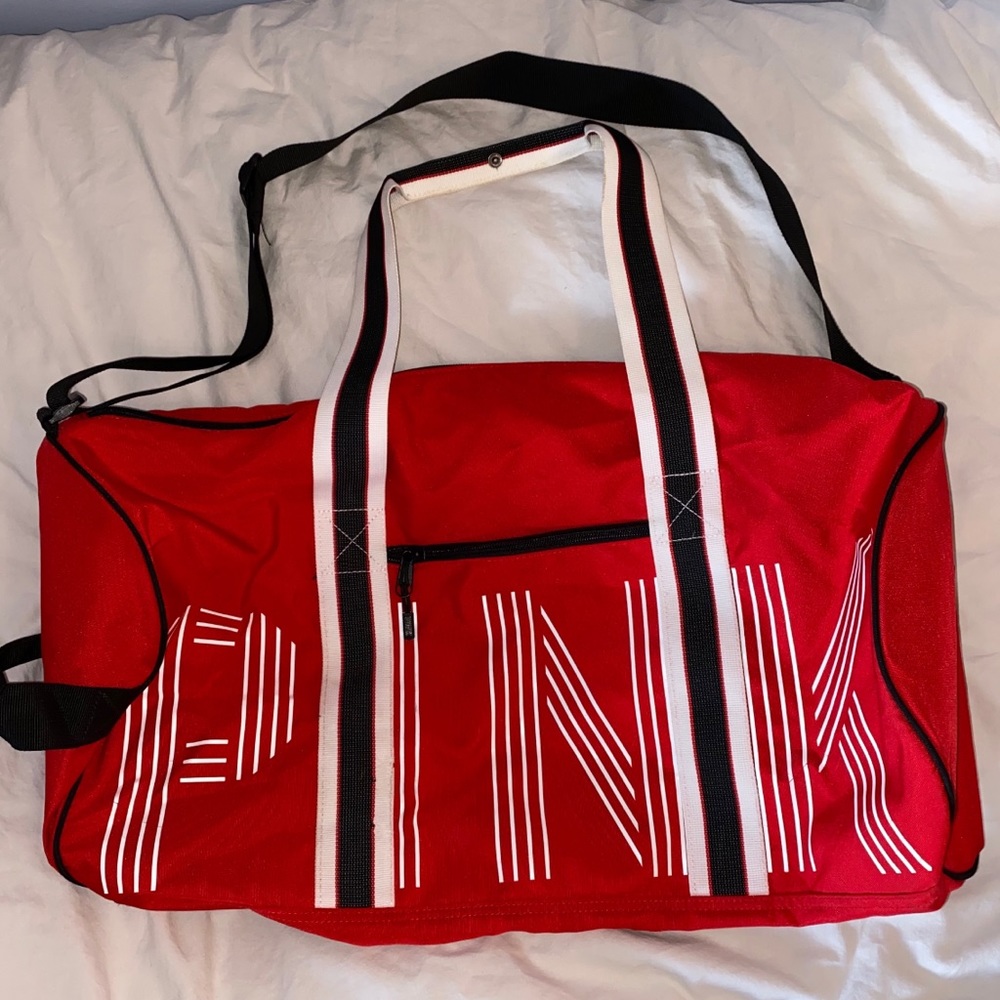 VICTORIA SECRET PINK DUFFLE BAG